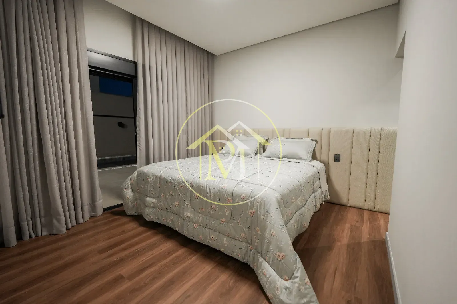 Casa, 4 quartos, 250 m² - Foto 13