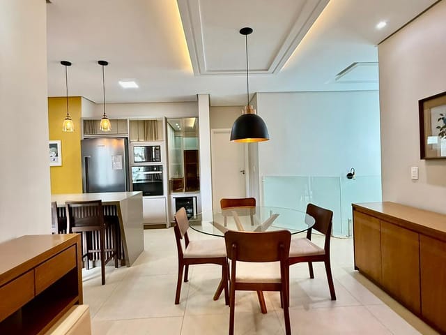 Casa com 211m² 3 quartos e 4 banheiros, à venda, no bairro Jardim Carvalho em Ponta Grossa