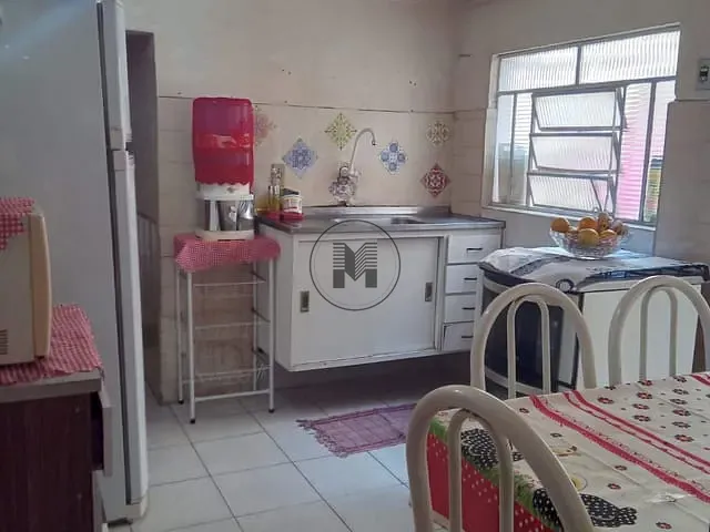 Casa 3 quartos e 2 banheiros, à venda, no bairro Santa Rita em Guaratinguetá