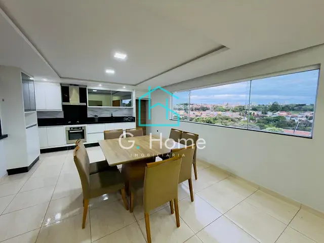 Casa 3 quartos e 2 banheiros, para alugar, no bairro Jardim Tókio em Londrina