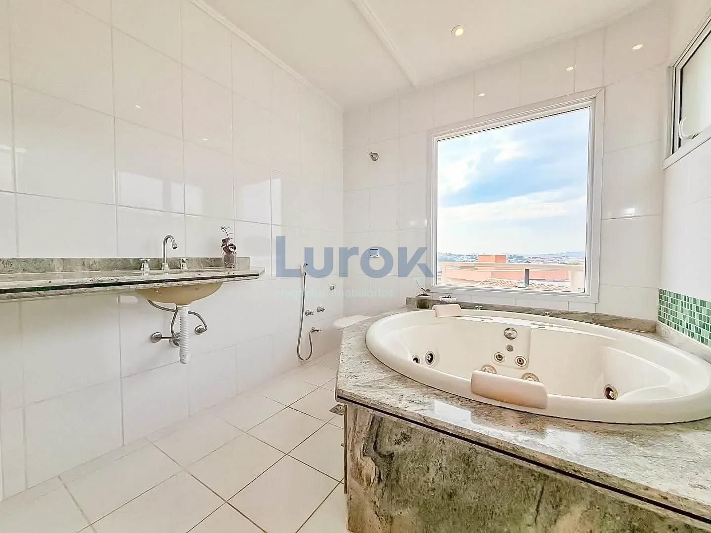 Casa, 3 quartos, 238 m² - Foto 17