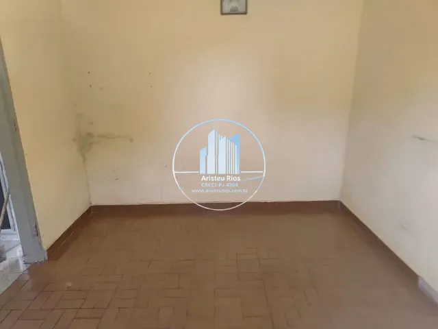 Casa com 156m² 2 quartos e 1 banheiro, à venda, no bairro Centro em Pouso Alegre