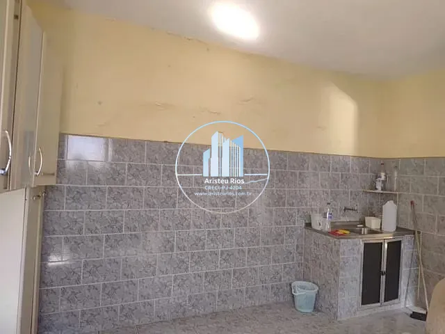 Casa com 156m² 2 quartos e 1 banheiro, à venda, no bairro Centro em Pouso Alegre