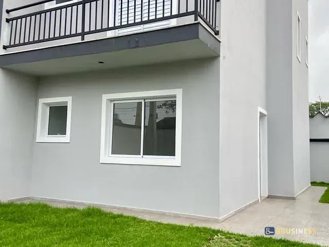 Casa 2 quartos e 3 banheiros, à venda, no bairro Centro em Bertioga