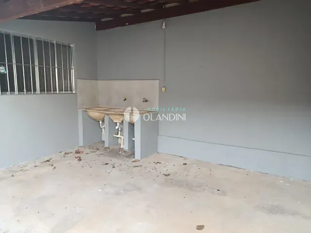 Casa com 200m² 1 quarto e 1 banheiro, para alugar, no bairro Jardim Bela Vista II em Artur Nogueira