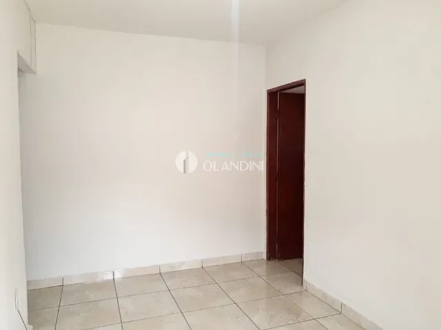 Casa com 200m² 1 quarto e 1 banheiro, para alugar, no bairro Jardim Bela Vista II em Artur Nogueira
