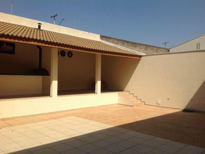 Casa, 3 quartos, 220 m² - Foto 2