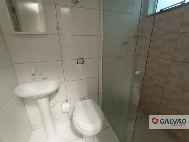 Casa 2 quartos e 1 banheiro, para alugar, no bairro Roça Grande em Colombo