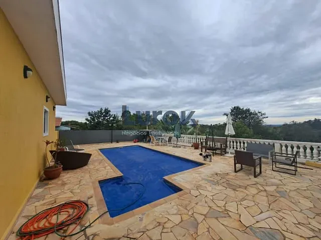 Casa com 1070m² 6 quartos e 6 banheiros, à venda, no bairro Clube de Campo Valinhos em Valinhos