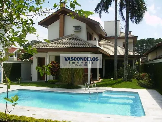 Casa com 560m² 5 quartos e 4 banheiros, à venda, no bairro Jardim das Colinas em São José dos Campos