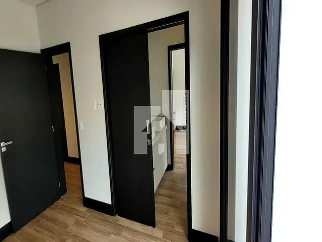 Casa com 250m² 4 quartos e 4 banheiros, à venda, no bairro Loteamento Reserva Ermida em Jundiaí