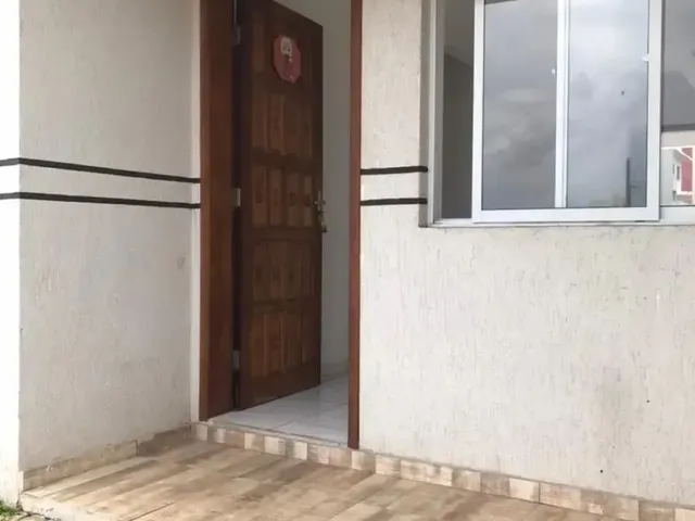 Casa com 147m² 2 quartos e 1 banheiro, à venda, no bairro Campo de Santana em Curitiba