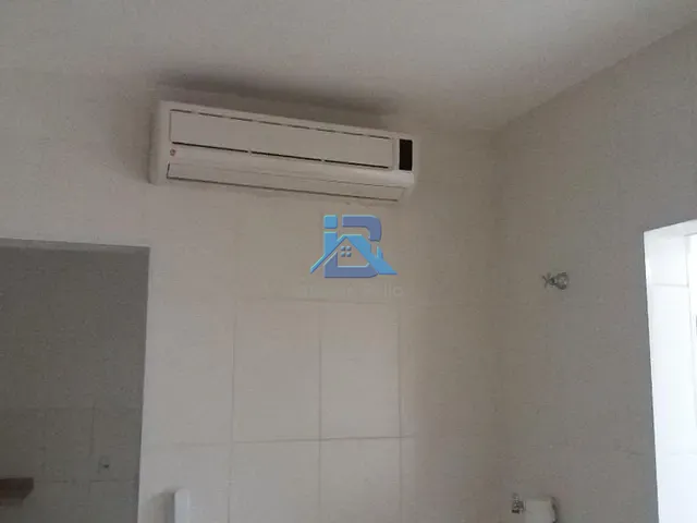 Casa com 125m² 2 quartos e 1 banheiro, à venda, no bairro Vila Cremonesi em Itatiba