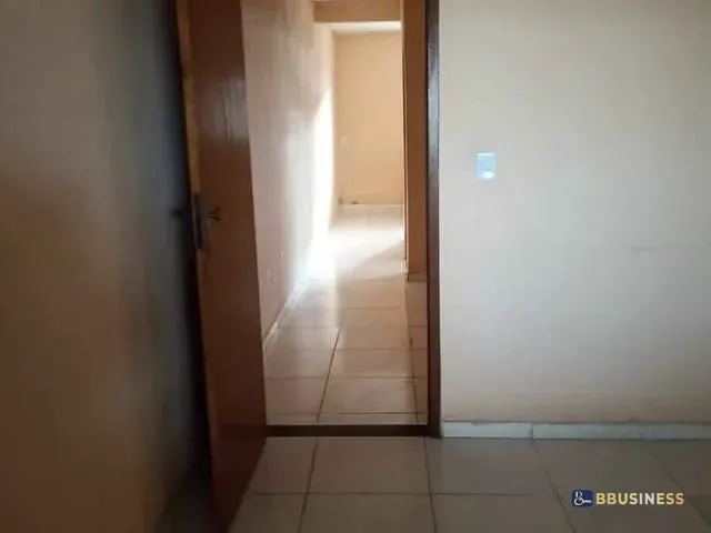Casa 1 quarto e 1 banheiro, à venda, no bairro Centro em Campos dos Goytacazes
