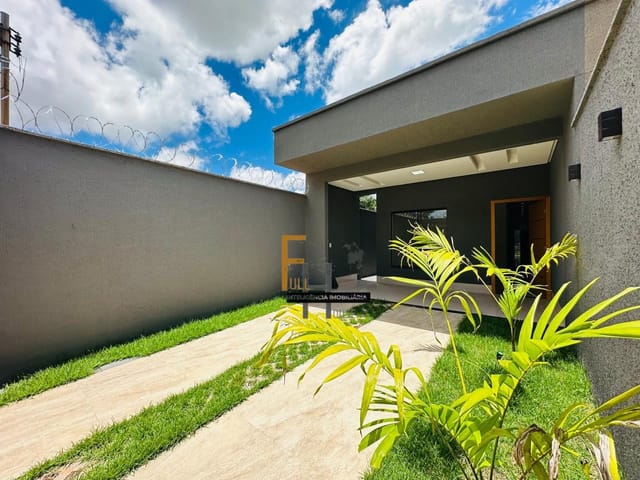 Casa com 150m² 3 quartos e 1 banheiro, à venda, no bairro Parque João Braz - Cidade Industrial em Goiânia