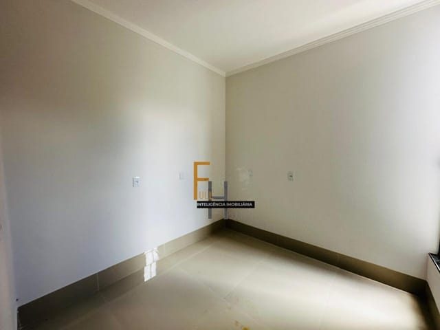 Casa com 150m² 3 quartos e 1 banheiro, à venda, no bairro Parque João Braz - Cidade Industrial em Goiânia