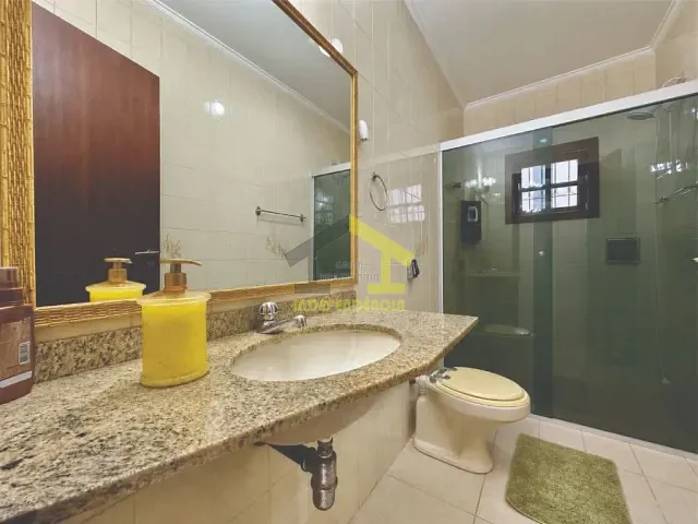 Casa com 485m² 5 quartos e 6 banheiros, à venda, no bairro Parque dos Príncipes em São Paulo