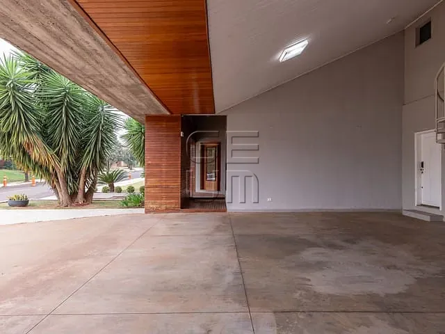 Casa com 1200m² 5 quartos e 6 banheiros, à venda, no bairro Jardim São Jorge em Londrina