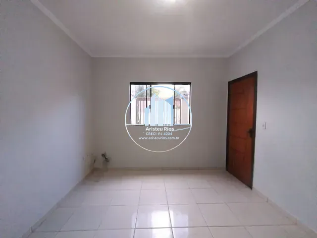 Casa com 120m² 3 quartos e 2 banheiros, à venda, no bairro Recanto dos Fernandes em Pouso Alegre