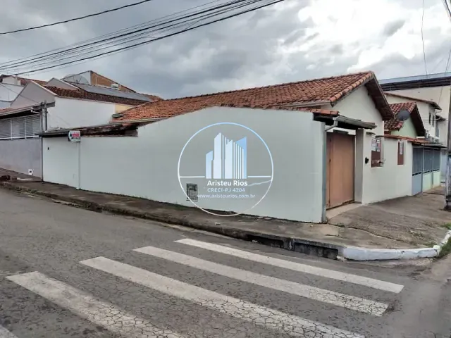 Casa com 120m² 3 quartos e 2 banheiros, à venda, no bairro Recanto dos Fernandes em Pouso Alegre