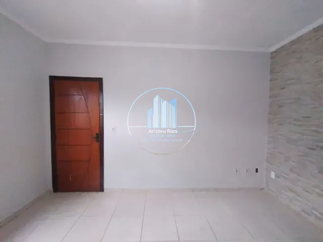 Casa com 120m² 3 quartos e 2 banheiros, à venda, no bairro Recanto dos Fernandes em Pouso Alegre