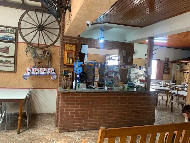 Casa com 582m², à venda, no bairro Jardim Londrilar em Londrina