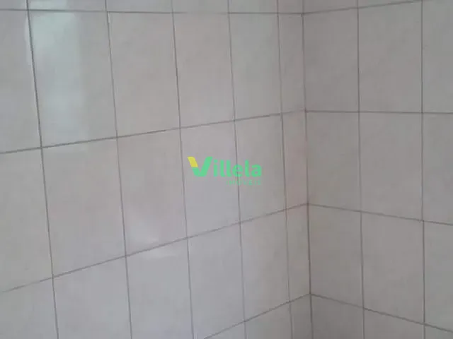 Casa com 130m² 2 quartos e 1 banheiro, à venda, no bairro Jardim Caiubi em Itaquaquecetuba