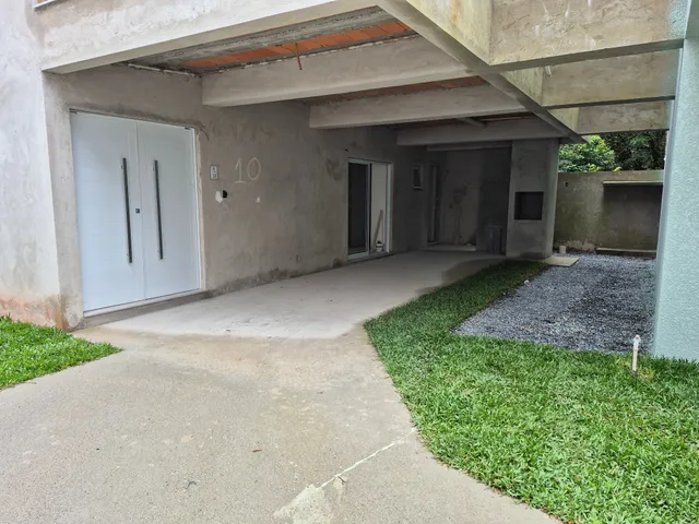 Casa 4 quartos e 5 banheiros, à venda, no bairro Santa Felicidade em Curitiba