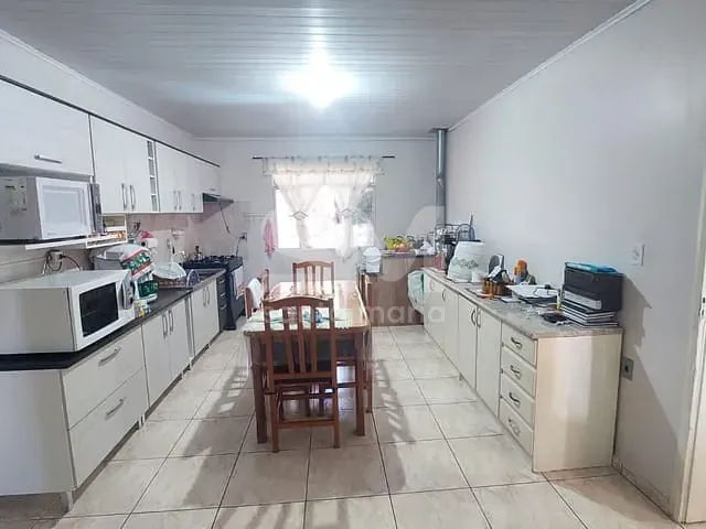Casa com 420m² 3 quartos e 2 banheiros, à venda, no bairro Jardim América em Chapecó