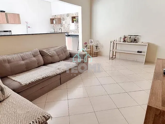 Casa 3 quartos e 3 banheiros, à venda, no bairro Jardim Columbia em Taubaté