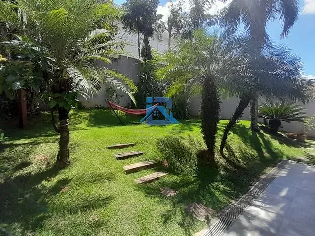 Casa com 300m² 3 quartos e 2 banheiros, à venda, no bairro Residencial Fazenda Serrinha em Itatiba
