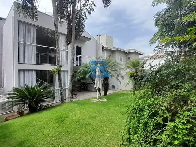 Casa com 300m² 3 quartos e 2 banheiros, à venda, no bairro Residencial Fazenda Serrinha em Itatiba
