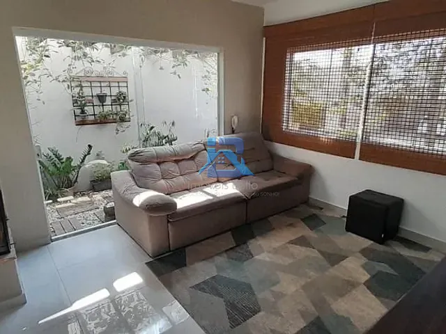 Casa com 300m² 3 quartos e 2 banheiros, à venda, no bairro Residencial Fazenda Serrinha em Itatiba