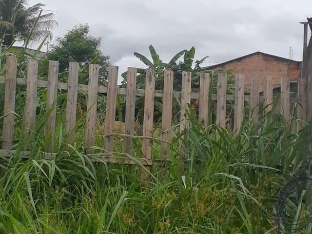 Terreno com 828m², à venda, no bairro Residencial e Comercial Cidade Jardim em Pindamonhangaba