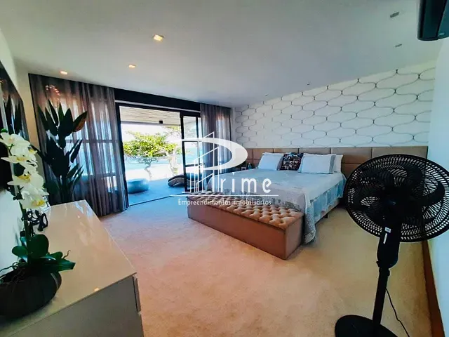 Casa com 400m² 5 quartos e 7 banheiros, à venda, no bairro Itacoatiara em Niterói