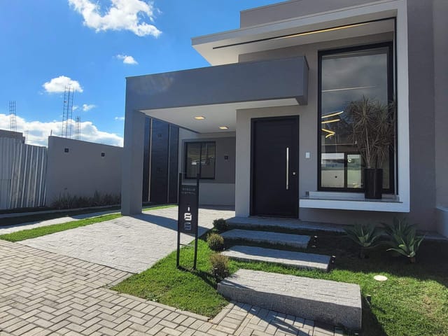 Casa 3 quartos e 2 banheiros, à venda, no bairro Jardim Carvalho em Ponta Grossa