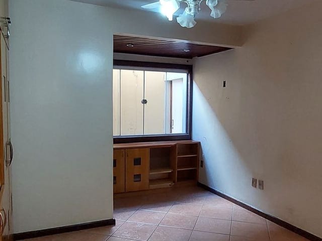 Casa com 452m² 3 quartos e 3 banheiros, para alugar, no bairro Cavaleiros em Macaé