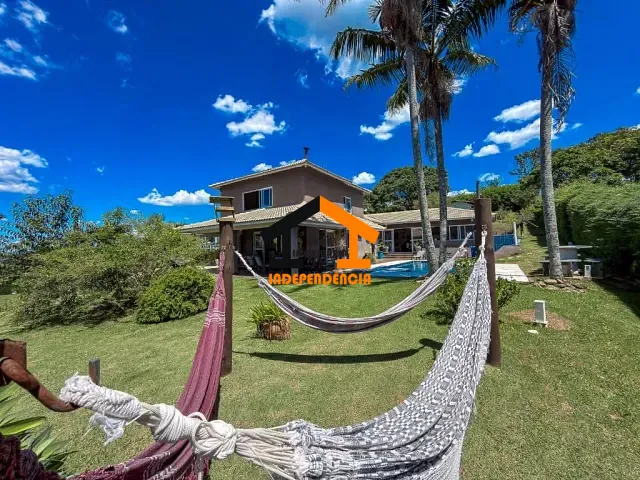 Casa com 2000m² 4 quartos e 3 banheiros, à venda, no bairro Condomínio Capela do Barreiro em Itatiba
