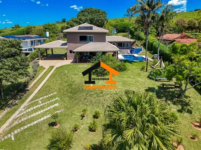Casa com 2000m² 4 quartos e 3 banheiros, à venda, no bairro Condomínio Capela do Barreiro em Itatiba