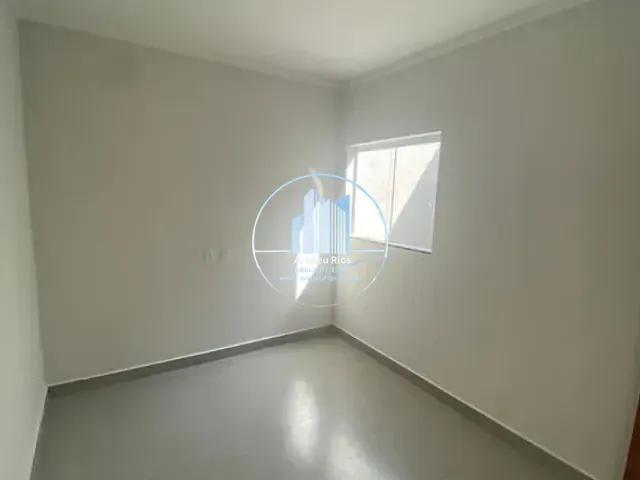 Casa com 200m² 2 quartos e 1 banheiro, à venda, no bairro Parque Real em Pouso Alegre