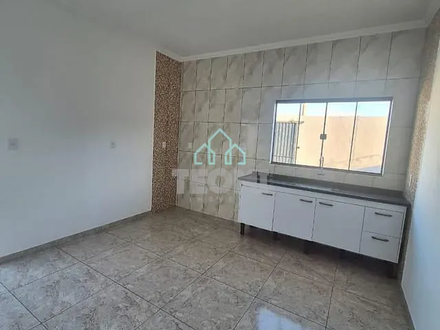 Casa com 250m² 3 quartos e 1 banheiro, à venda, no bairro Residencial Antares em Taubaté