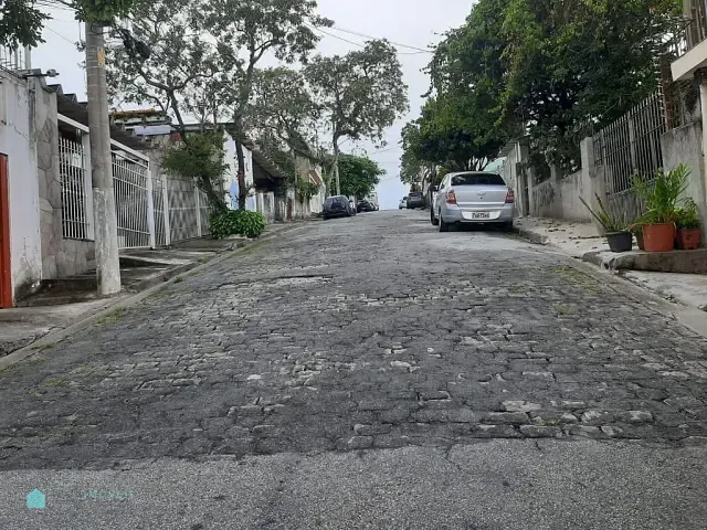 Casa com 200m² 2 quartos e 2 banheiros, à venda, no bairro Vila Palmeiras em São Paulo