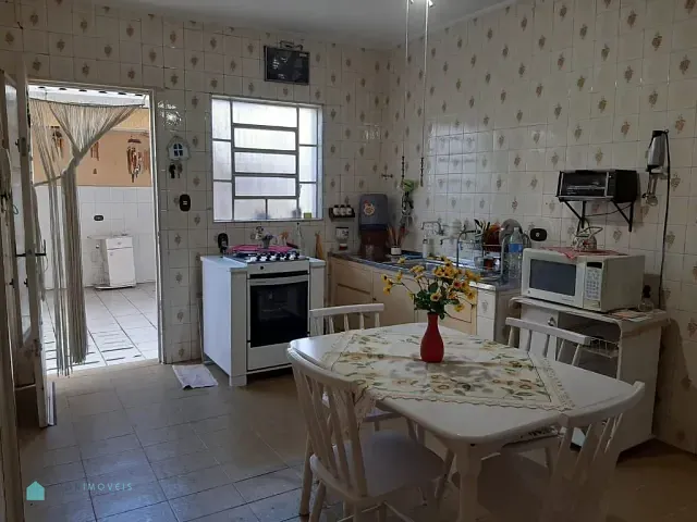 Casa com 200m² 2 quartos e 2 banheiros, à venda, no bairro Vila Palmeiras em São Paulo