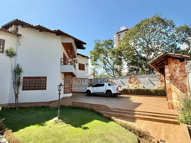 Casa com 310m² 3 quartos e 3 banheiros, à venda, no bairro Alto da Glória em Goiânia