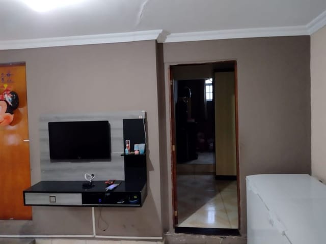 Casa com 332m² 3 quartos e 3 banheiros, à venda, no bairro Vila Menck em Osasco