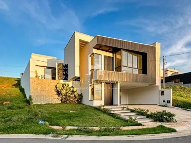 Casa com 362m² 4 quartos e 5 banheiros, à venda, no bairro Jardins Bolonha em Senador Canedo