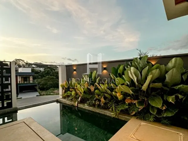 Casa com 362m² 4 quartos e 5 banheiros, à venda, no bairro Jardins Bolonha em Senador Canedo