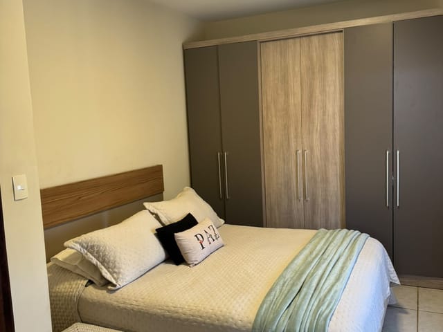 Casa 3 quartos e 3 banheiros, para alugar, no bairro Glória em Macaé