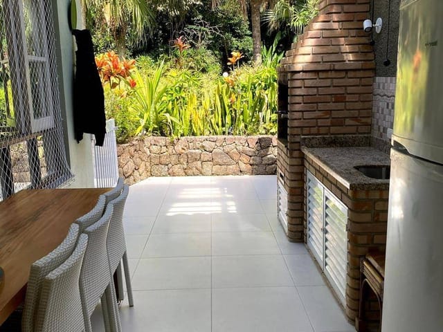 Casa 3 quartos e 2 banheiros, à venda, no bairro Riviera em Bertioga