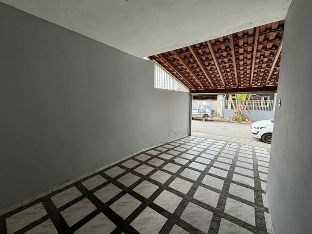 Casa com 250m² 4 quartos e 4 banheiros, à venda, no bairro Loteamento Residencial Andrade em Pindamonhangaba